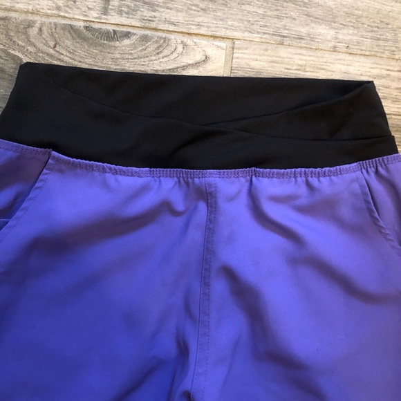 Purple wonderwink scrub bottoms - Picture 2 of 2